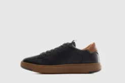 Ambitious 136726584- Trainer.