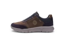 Ara 112560224- Trainer.