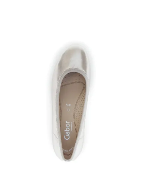 Gabor Light Gold Wedge Pump|8264182G