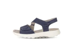 Rolling Soft Navy Wedge Suede Sandal|8681536