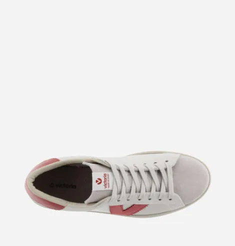 Victoria 1126142TE- Trainer Terra.